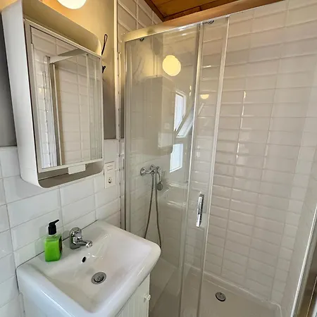 Pensión Habitación En Calle Molino Málaga