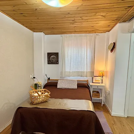 Habitación En Calle Molino Pensión