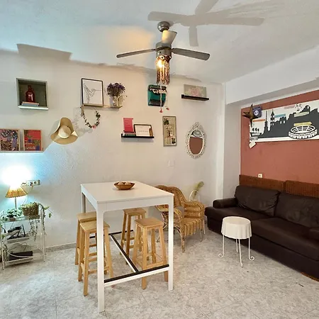 Habitación En Calle Molino Pensión Málaga