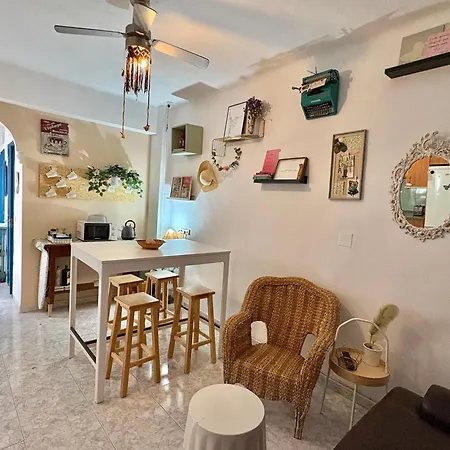 Habitación En Calle Molino Málaga