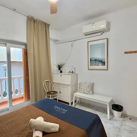 Habitación En Calle Molino * Málaga